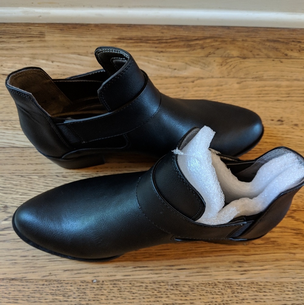 Ankle boots